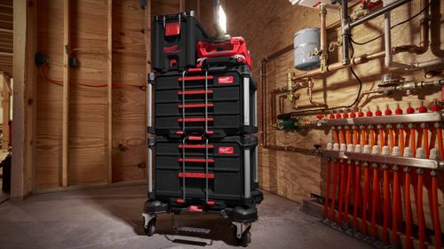 Ящик MILWAUKEE PACKOUT с 4-мя выдвижными отсеками