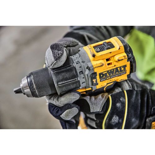 Аккумуляторная ударная бесщеточная дрель-шуруповерт DEWALT DCD805NT, 18 В, без БАТи ЗУ