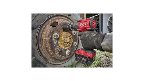 Акк. гайковёрт MILWAUKEE M18 FMTIW2P12-502X FUEL (Li-Ion 5 Ач)