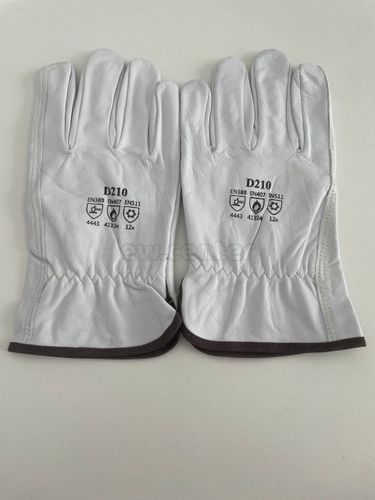 Перчатки серые из козьей кожи EW