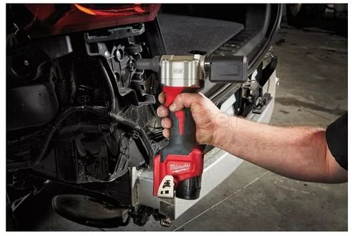 Акк. заклепочник MILWAUKEE M12 BPRT-201X (Li-lon2Ач)