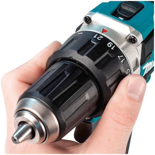 Аккумуляторная бесщеточная дрель-шуруповерт MAKITA DDF484RME, 54Нм LXT 18В, 2х4Ач, кейс