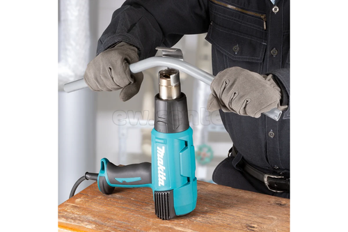 Термопистолет (фен) MAKITA HG6530VK, 2000Вт, 50-650 градусов, 280-550л/мин, 0.72кг кейс, 4 насадки