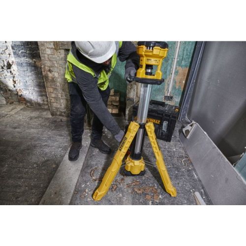 Аккумуляторная мачта освещения DEWALT DCL079, 3000 люмен, 18 В, XR, без АКБ и ЗУ