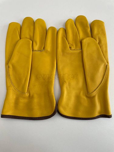 Перчатки желтые из кожи EW
