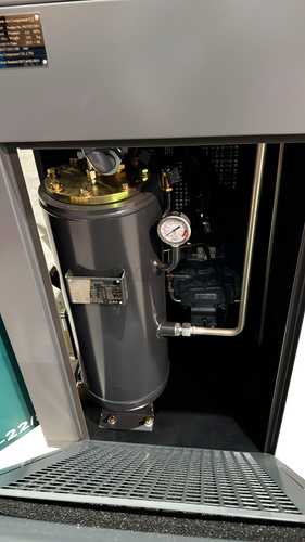 Винтовой воздушный компрессор ВЕДКОМ ВК 22/8 РМ