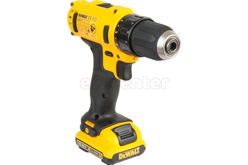 Аккумуляторная дрель-шуруповерт DEWALT DCD 710 D2 10,8ВLi, 2скор, 24Нм, 2х2Ah