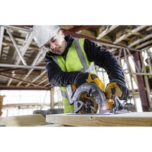 Дисковая аккумуляторная ручная пила DEWALT FlexVolt DCS578N, 54 В, 190мм