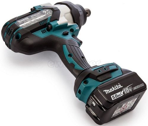 Акк. ударный гайковерт  MAKITA DTW1001RTJ, 18В, 2х5 Ач, 2200 уд/мин, 1050Нм, 3.7 кг, МАКРАС