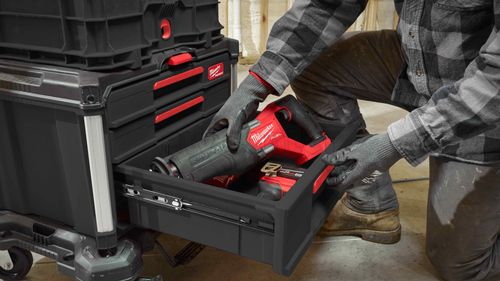 Ящик MILWAUKEE PACKOUT с 2+1 выдвижными отсеками