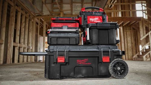 Ящик на колесах MILWAUKEE PACKOUT™ XXL