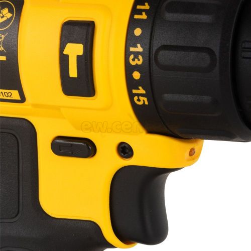 Аккумуляторная ударная дрель-шуруповерт DEWALT DCD716D2, 10.8 (12) В