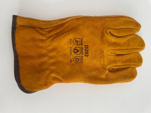 Перчатки желтые цельноспилковые EW