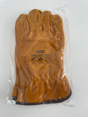 Перчатки желтые цельноспилковые EW