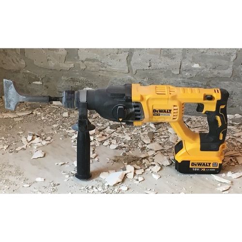 Аккумуляторный перфоратор DEWALT DCH133M2, SDS-Plus, 18 В, XR, 2.6 Дж